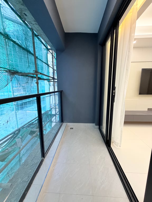 EXECUTIVE ONE BEDROOM APARTMENT FOR SALE