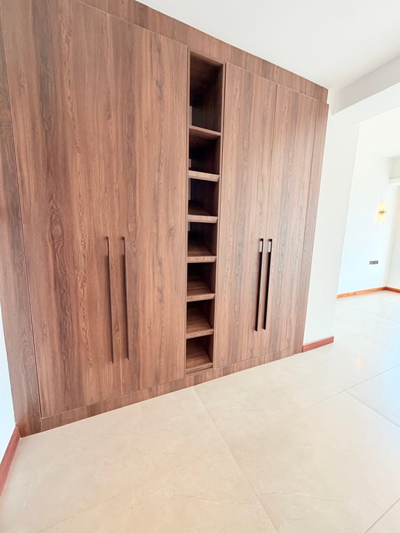 Executive three bedroom apartment to let off Riverside drive