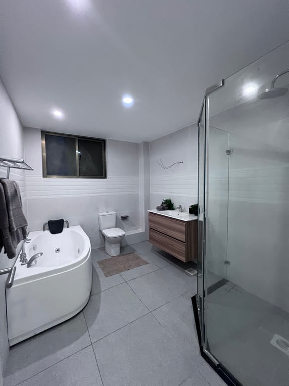 KILELESHWA READY FOUR BEDROOM PLUS DSQ APARTMENT FOR SALE