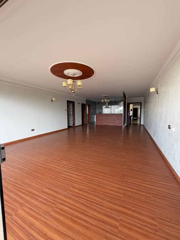 EXECUTIVE THREE BEDROOM APARTMENT PLUS A DSQ FOR SALE IN KILELESHWA