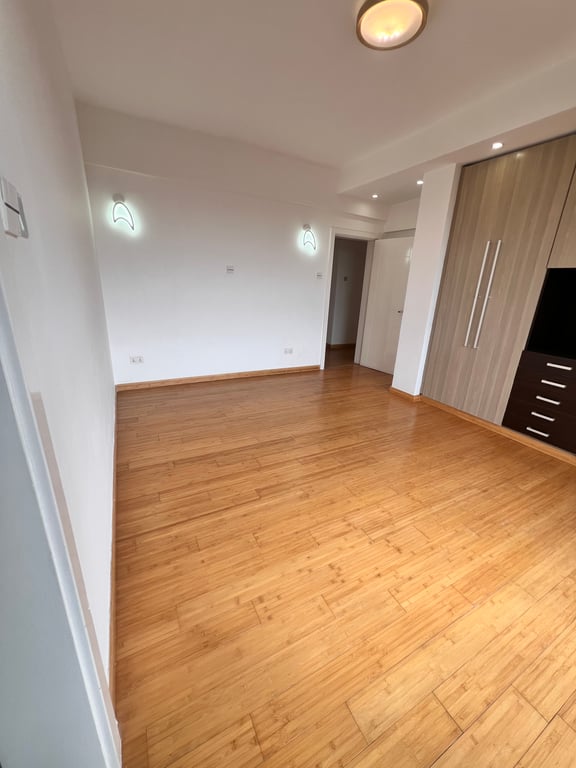Kileleshwa four bedroom plus a dsq to let