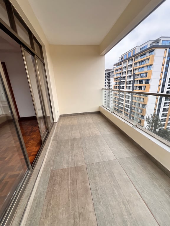Kileleshwa three bedroom plus dsq to let