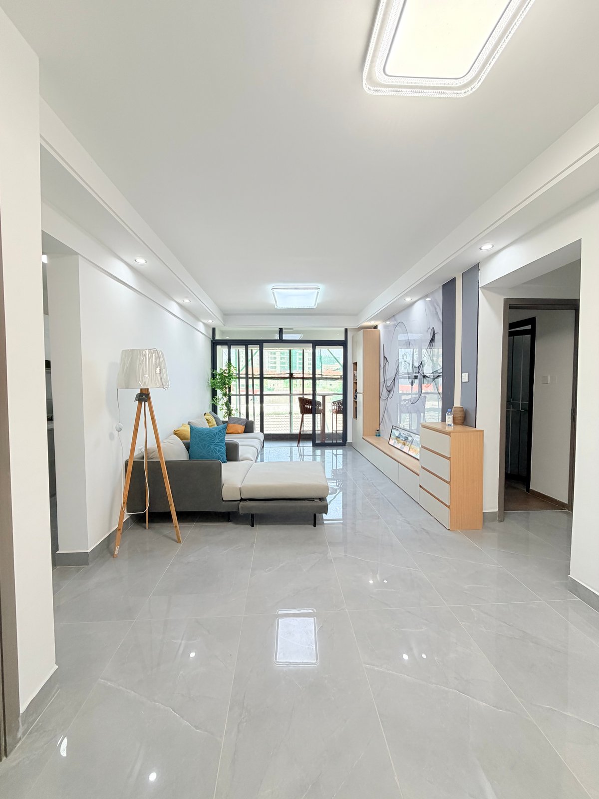 KILIMANI TWO BEDROOM APARTMENT PLUS STUDY ROOM FOR SALE