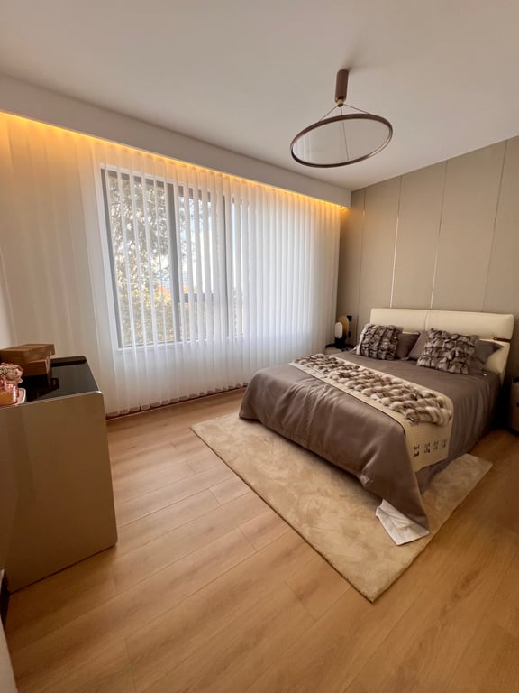 KILIMANI LUXURIOUS SIX BEDROOM APARTMENT FOR SALE