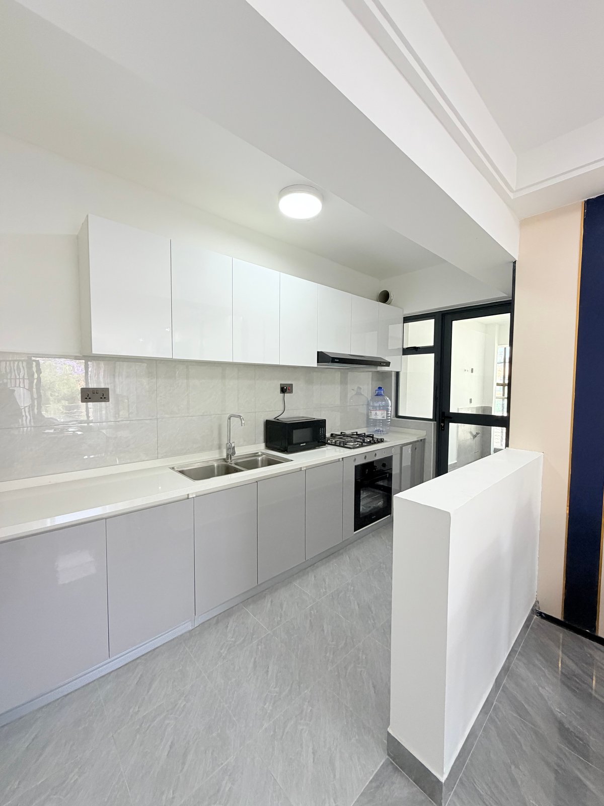 KILIMANI TWO BEDROOM APARTMENT FOR SALE