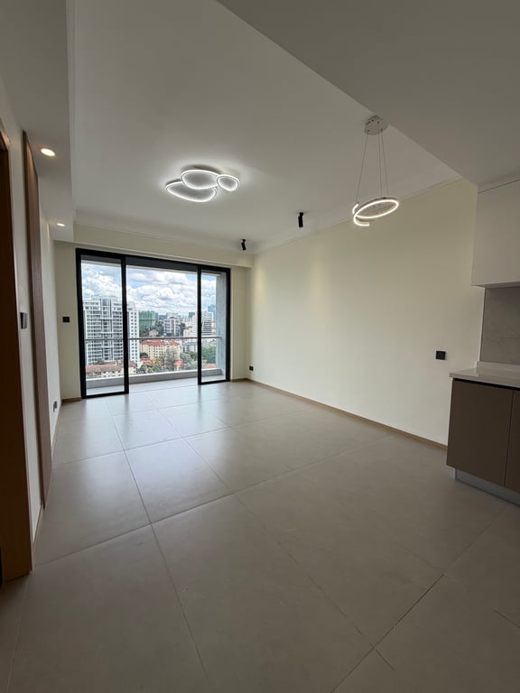 RIVERSIDE DRIVE READY ONE BEDROOM PLUS A STUDYROOM FOR SALE