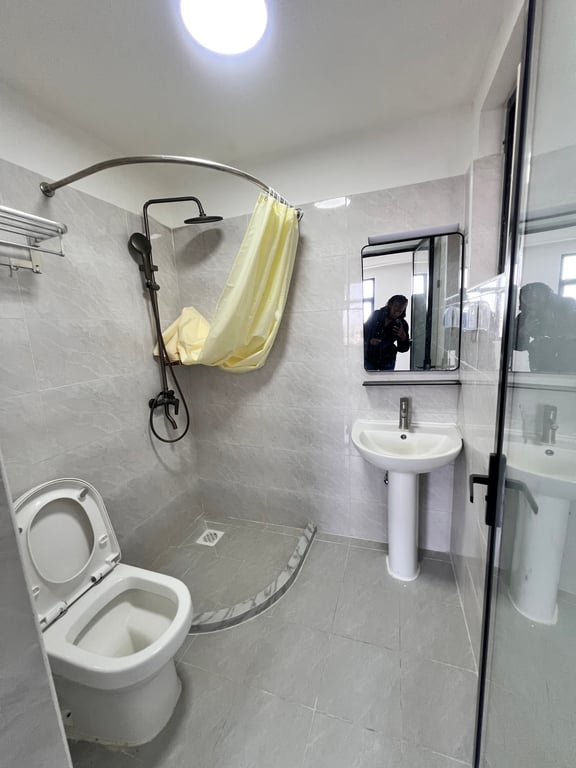 Kilimani 1 bedroom plus study to let