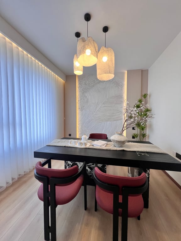 KILIMANI LUXURIOUS SIX BEDROOM APARTMENT FOR SALE