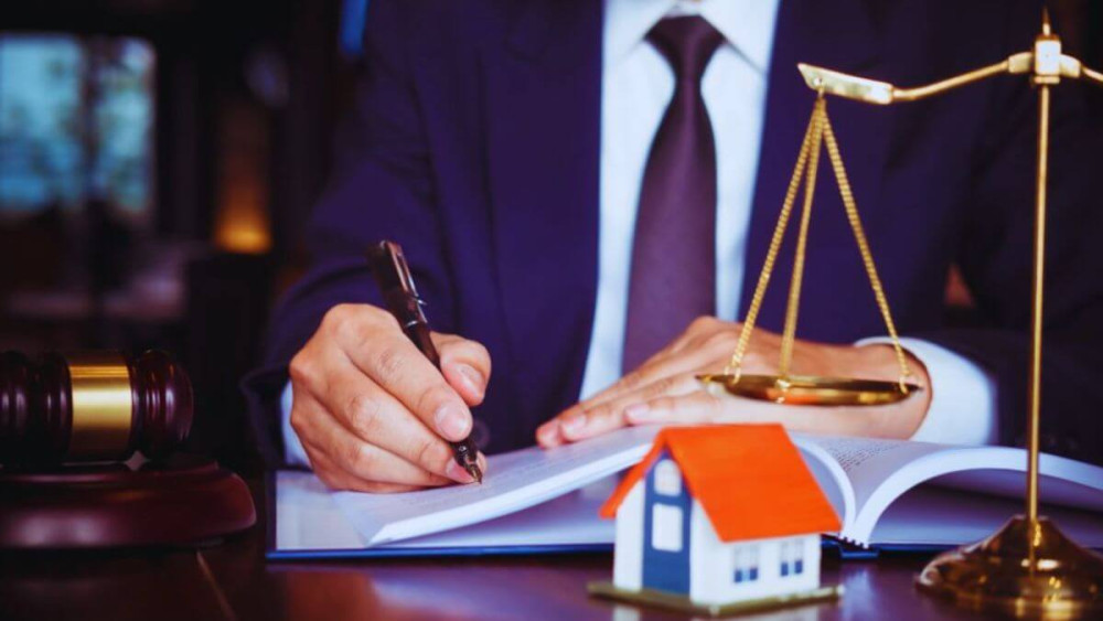 File a lawsuit for financial fraud with attorney help