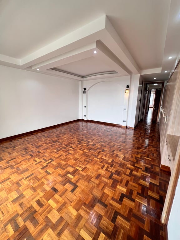 Kileleshwa three bedroom plus dsq to let