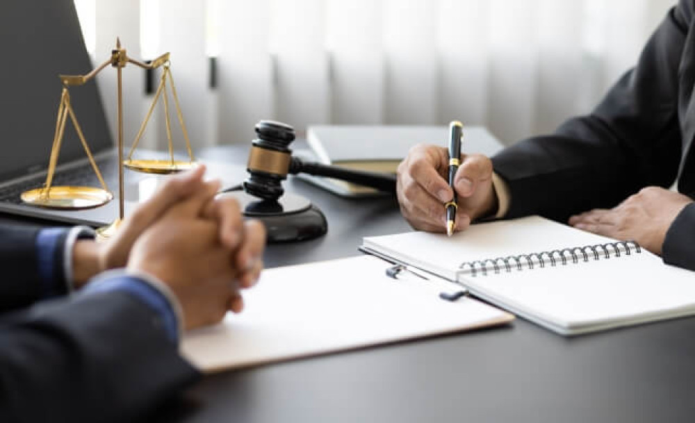Hire Online Legal Service to Draft Reply in Support of Motion to Dismiss