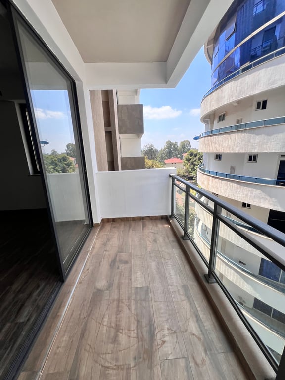 Kileleshwa 2 bedroom plus dsq to let