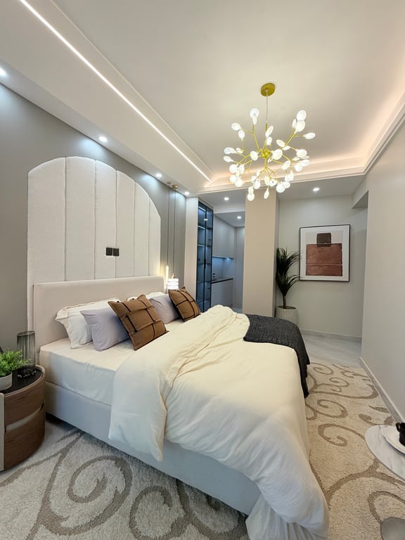OAK WEST RESIDENCY THREE BEDROOM FOR SALE