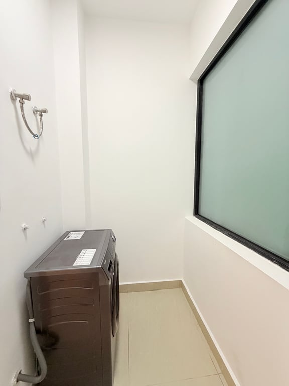 LUXURIOUS ONE BEDROOM APARTMENT FOR SALE