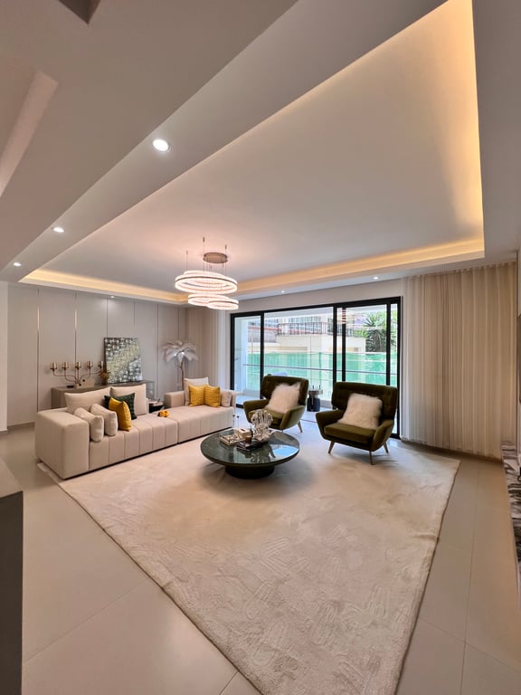 KILIMANI LUXURIOUS FOUR BEDROOM APARTMENT FOR SALE