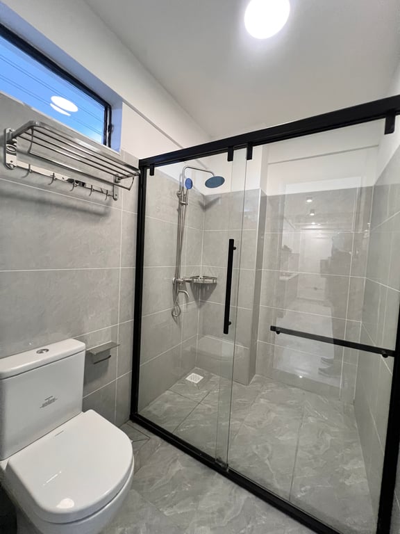 LAVINGTON ONE BEDROOM APARTMENT FOR SALE