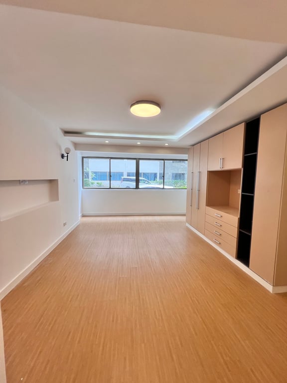 LAVINGTON READY FOUR BEDROOM FOR SALE