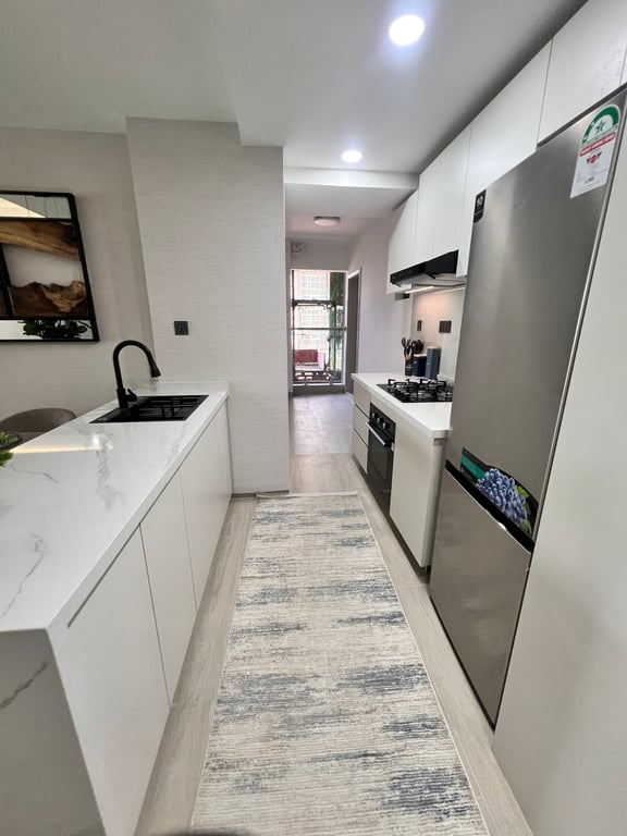 WESTLANDS EXECUTIVE TWO BEDROOM APARTMENT PLUS DSQ FOR SALE