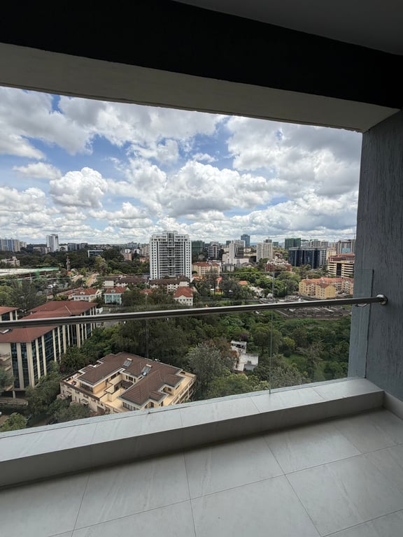RIVERSIDE DRIVE READY ONE BEDROOM PLUS A STUDYROOM FOR SALE