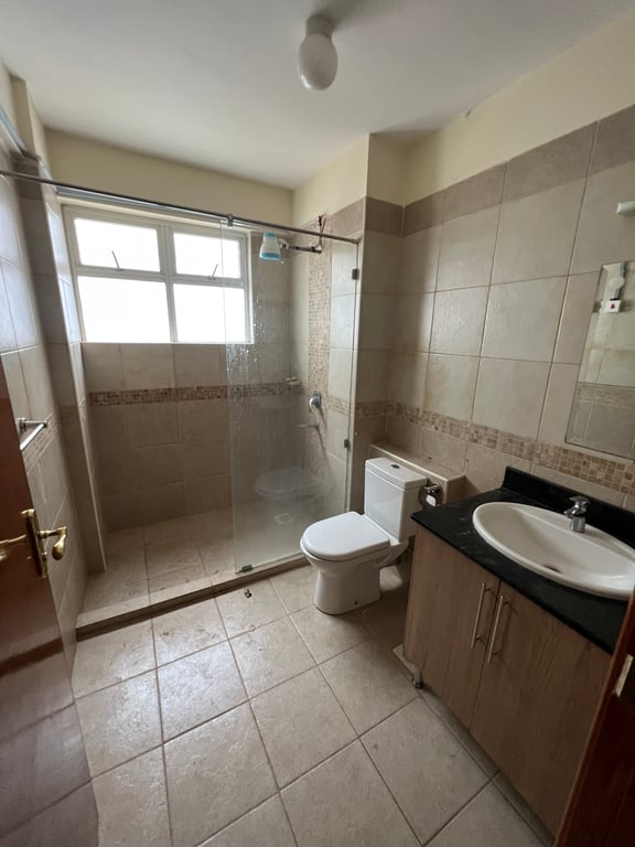 KILELESHWA READY THREE BEDROOM FOR SALE