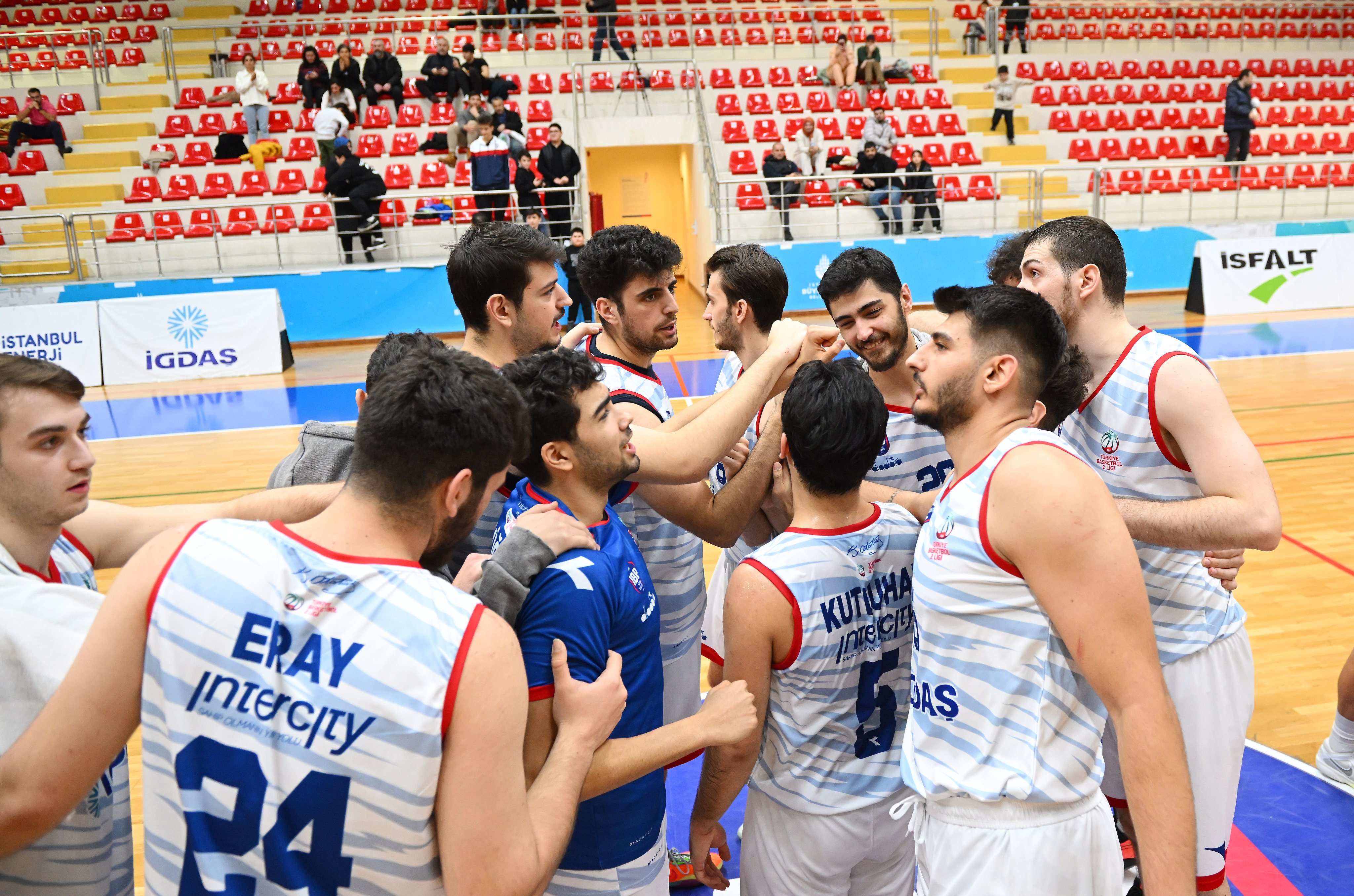 Basketbol | İBB Spor Kulübü - Bornova Belediyesi: 64-61!