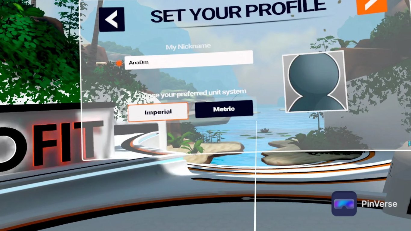Holofit: Make Your Fitness Fun — Avatar Customization, screen 2 of 3