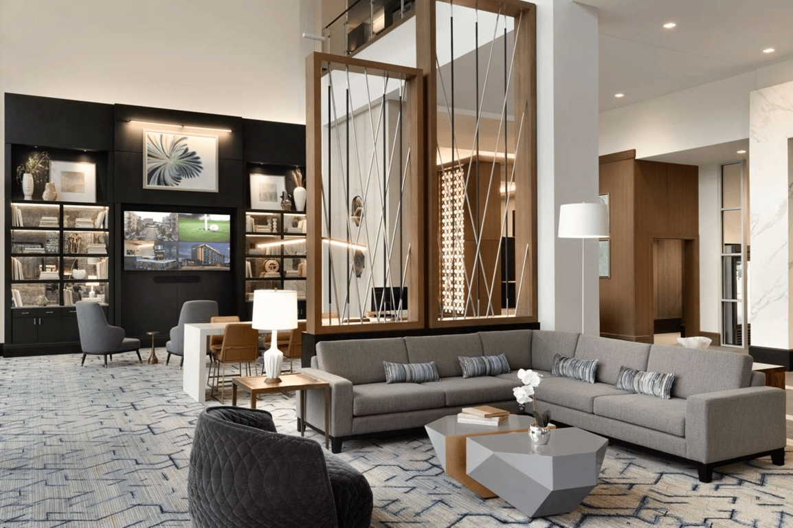 Sitting Area | Hilton Alpharetta Atlanta
