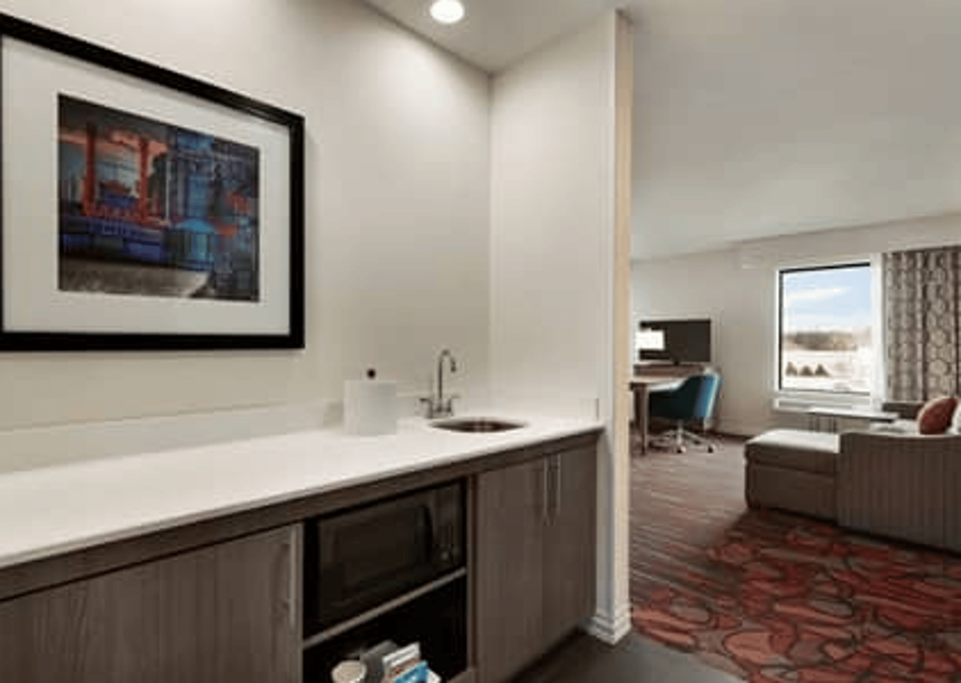 Screenshot_2019-03-27 Hampton Inn and Suites Alton Illinois Hotel(3).png