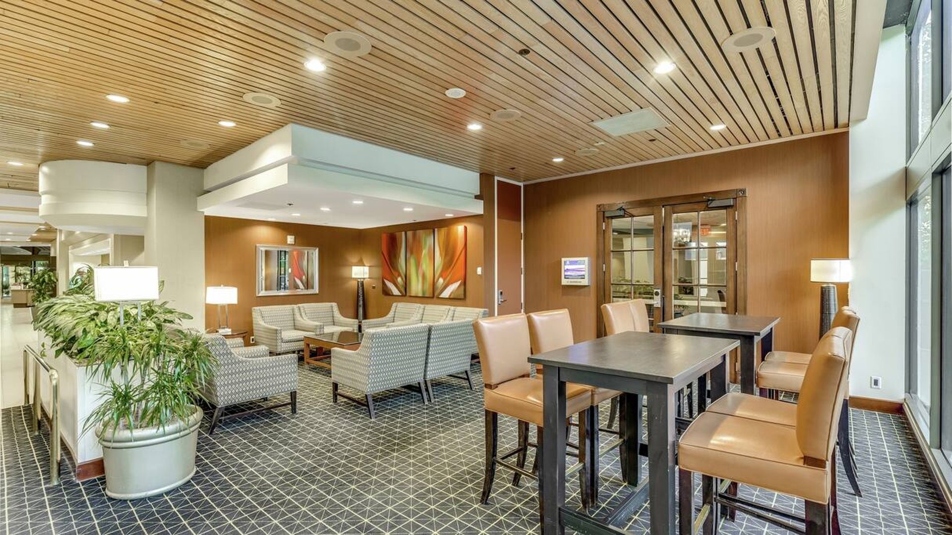 Lobby | Hotel Fera Anaheim, a DoubleTree by Hilton