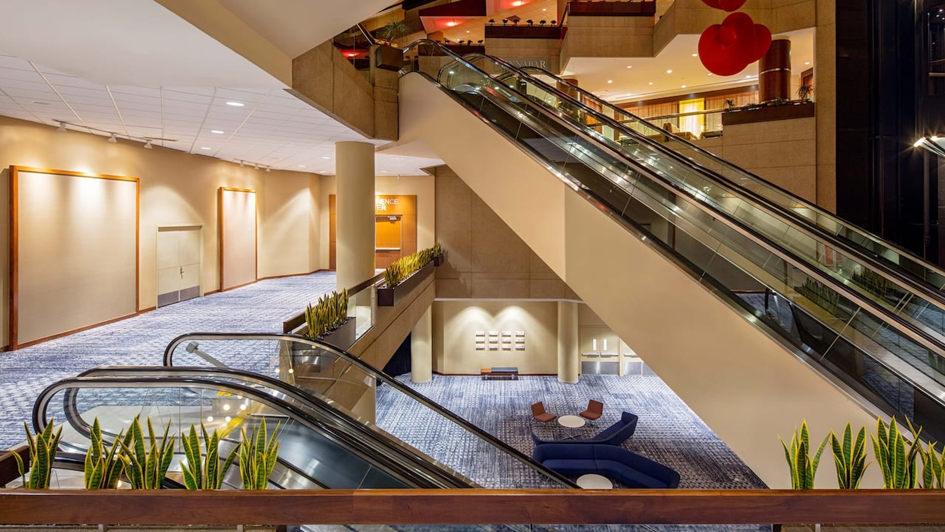 Atrium | Hyatt Regency Crystal City at Reagan National Airport