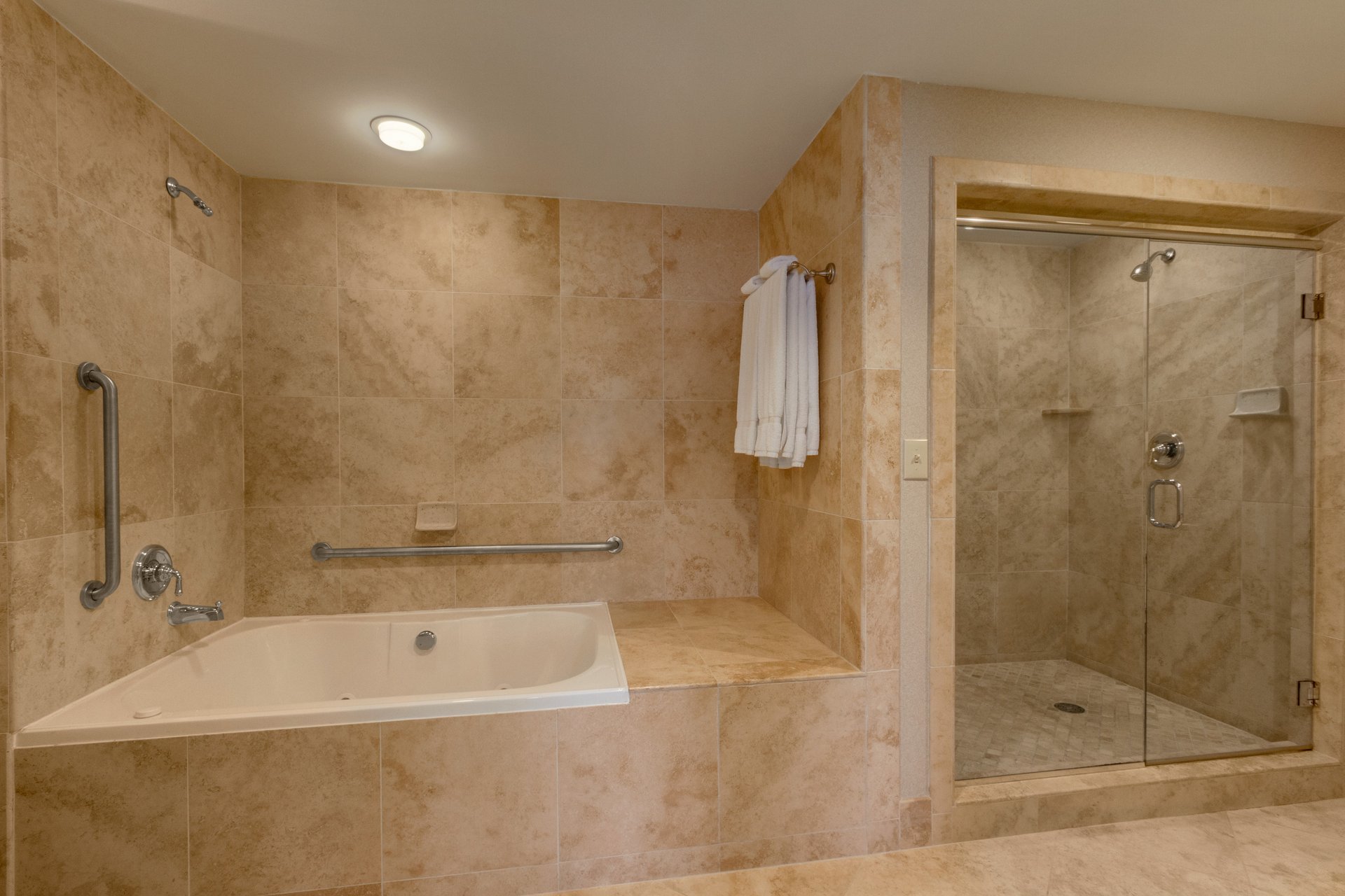 Suite Bath
