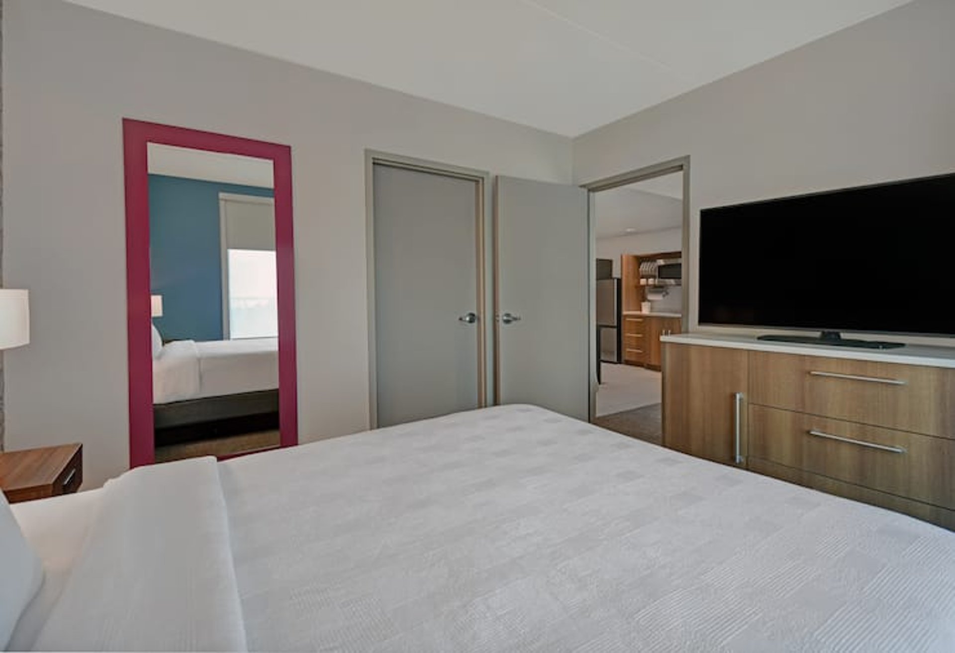Queen Bed