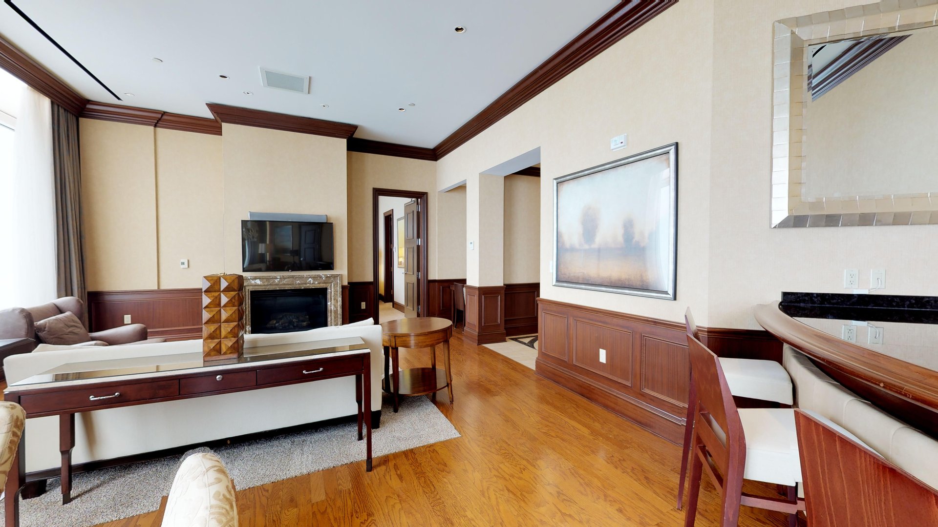 Ballys-Penthouse-1-Bedroom-06182018_165833.jpg