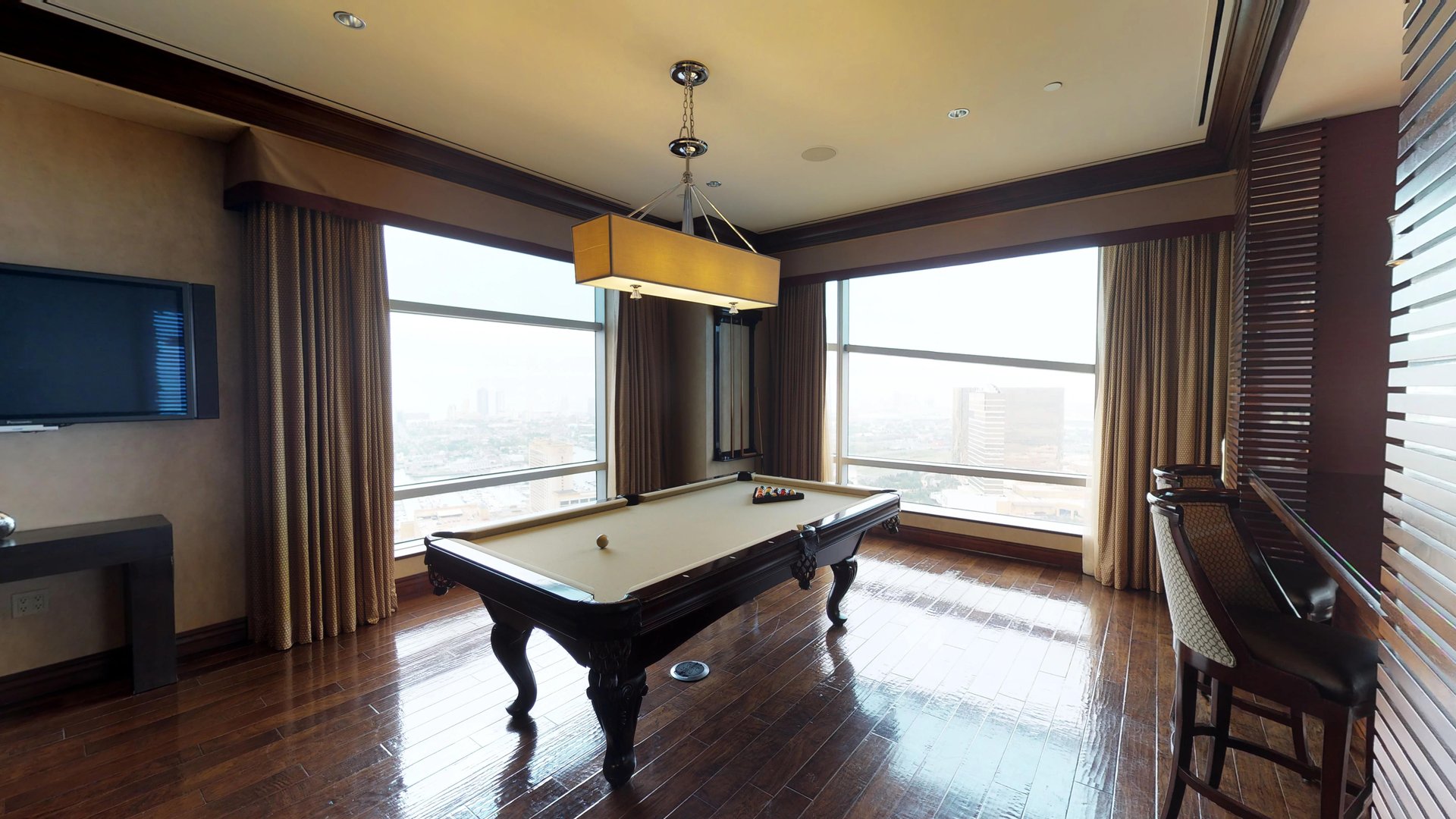 WATERFRONT-TOWER-BILLIARD-SUITE-06202018_140629.jpg