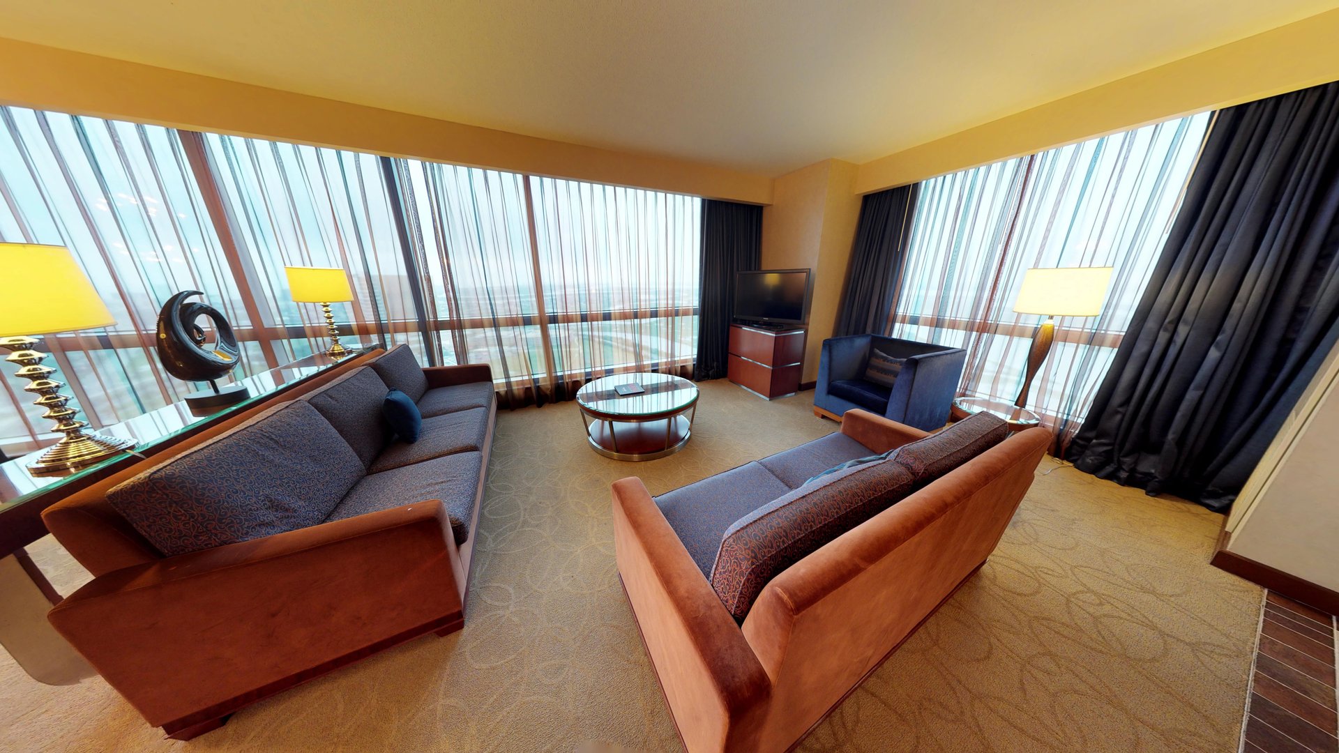 WATERFRONT-TOWER-EAST-SUITE-06202018_133511.jpg