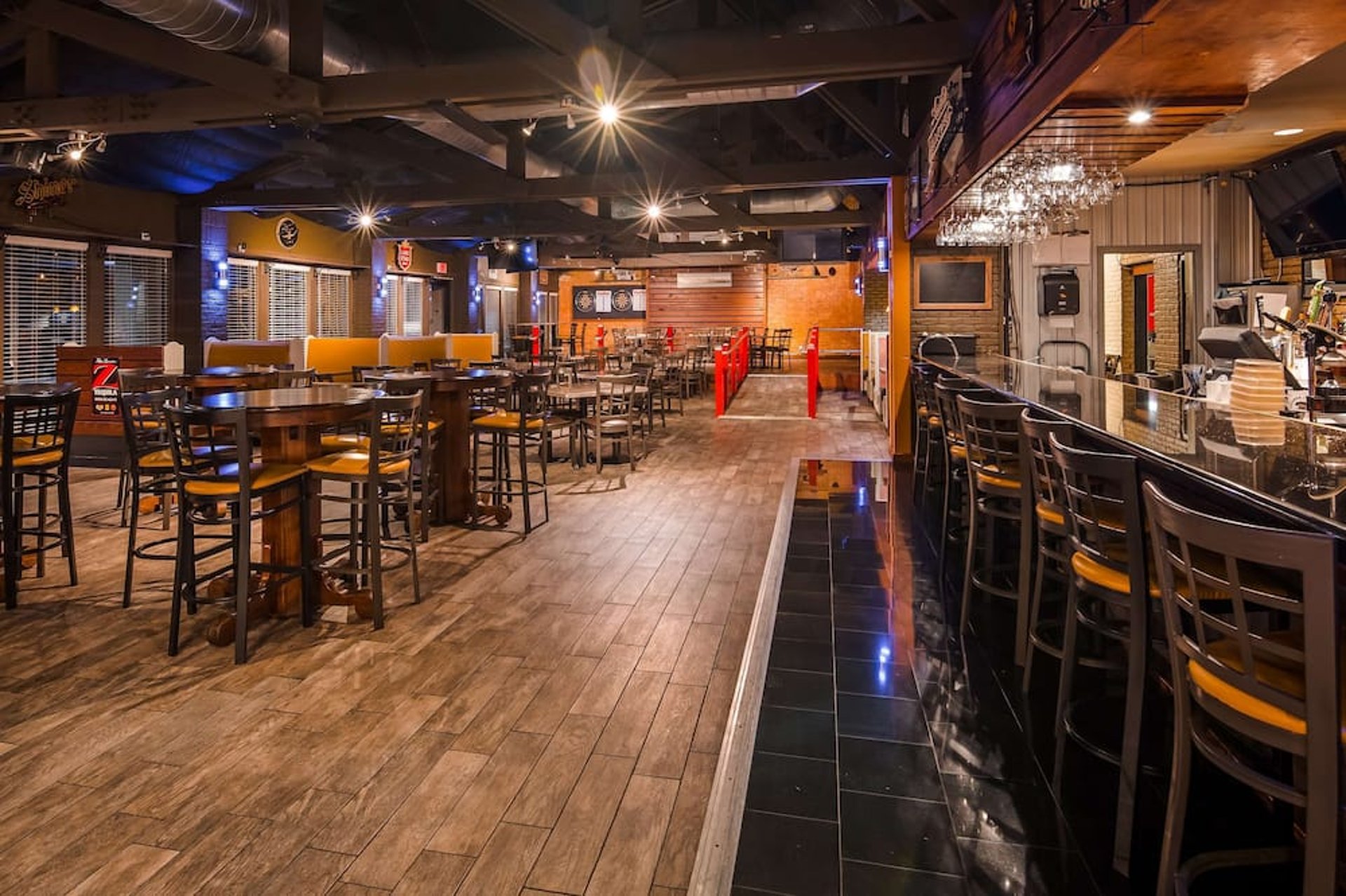 Bar | Aiden by Best Western Austin City Hotel