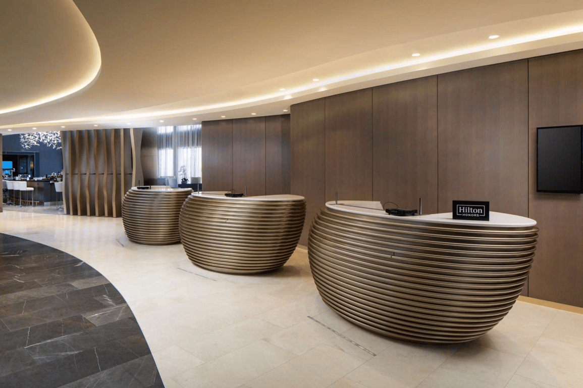 Front Desk | Hilton Miami Aventura