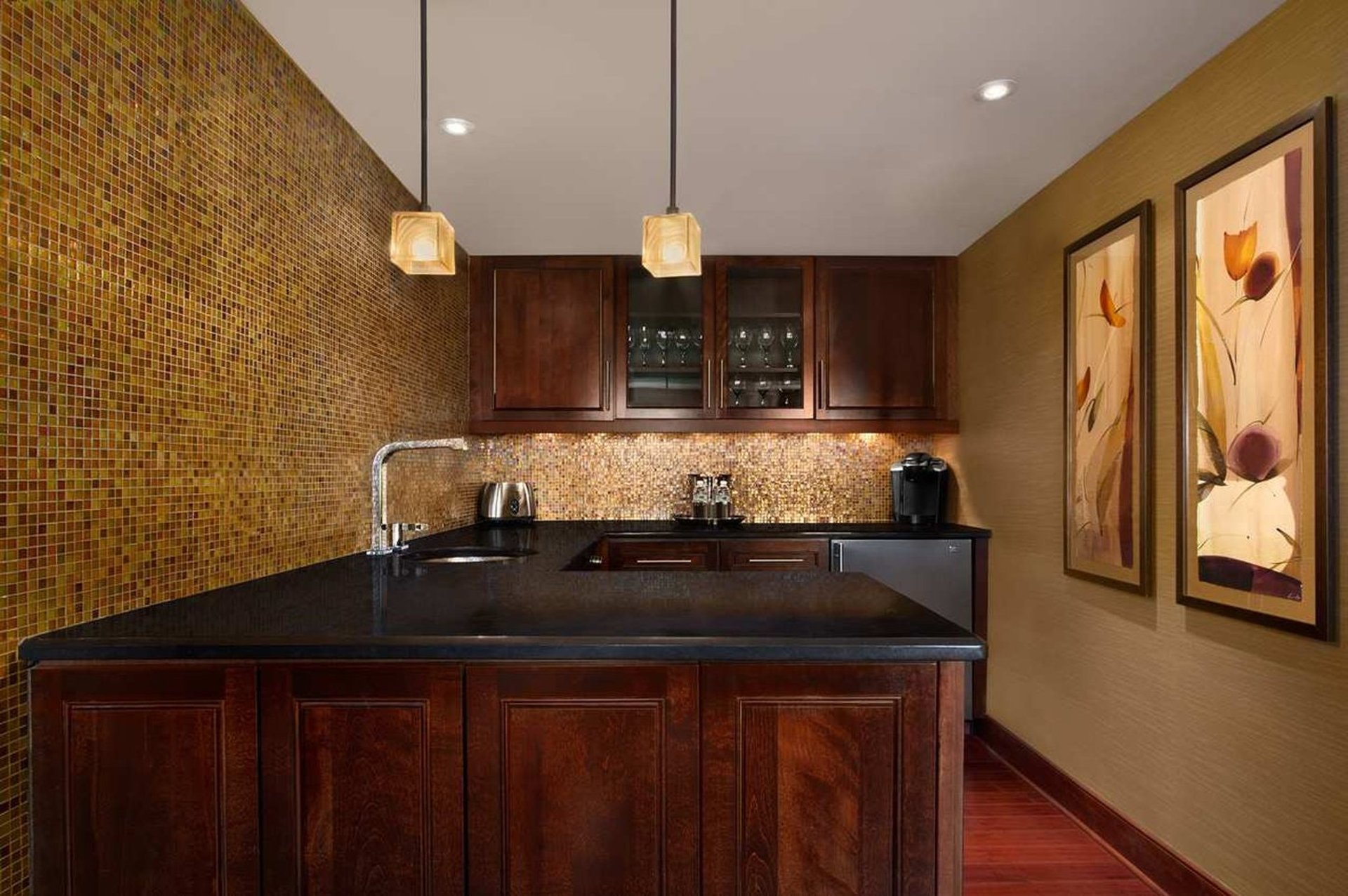Luxury Suite Kitchen
