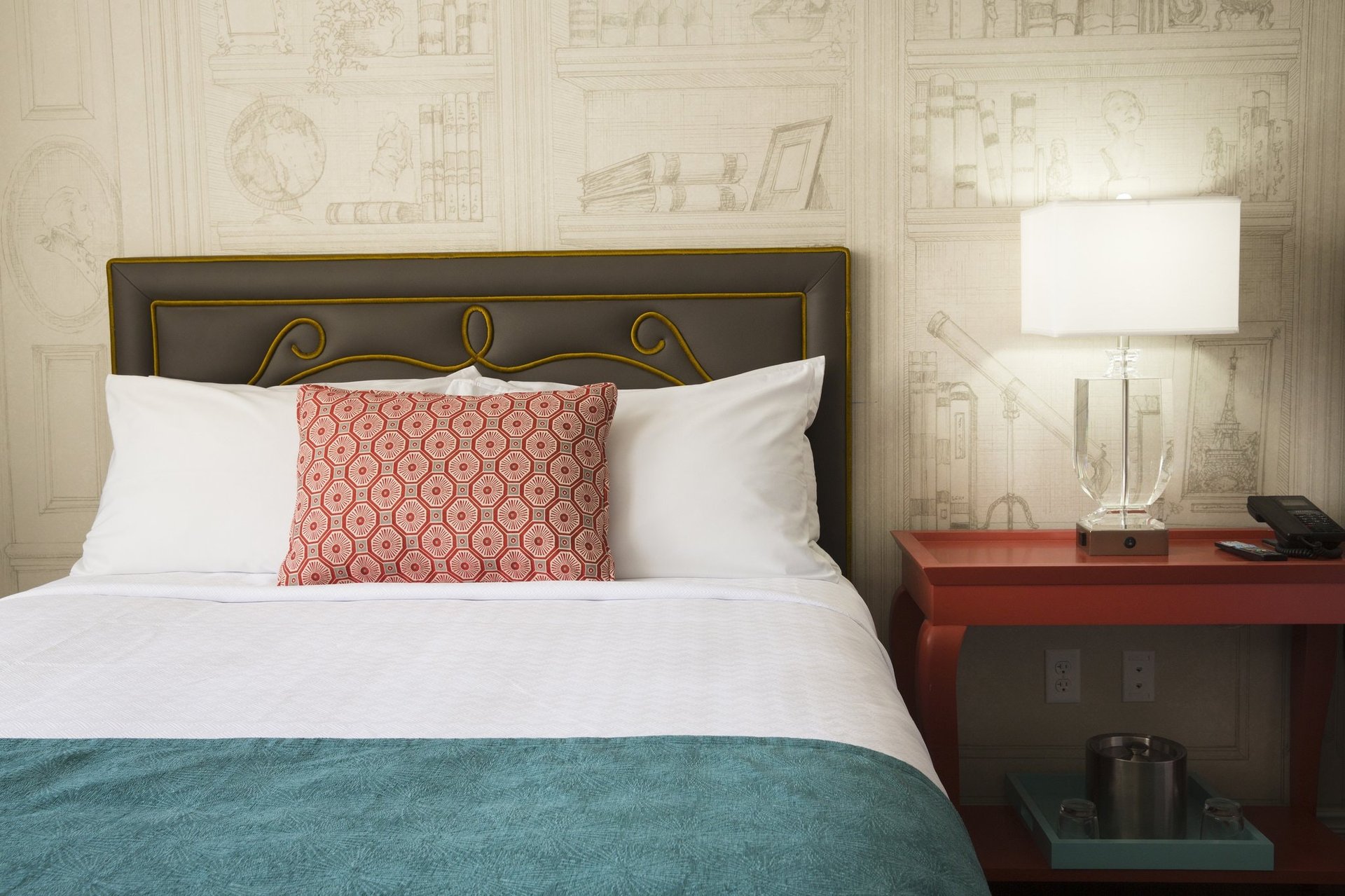 King Suite Bed