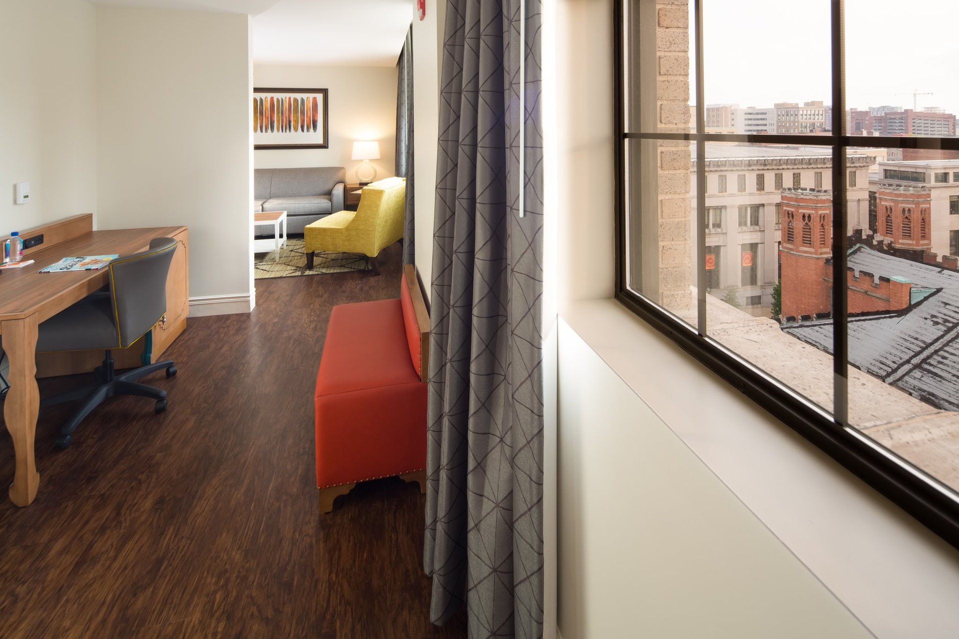 King Suite Work Area