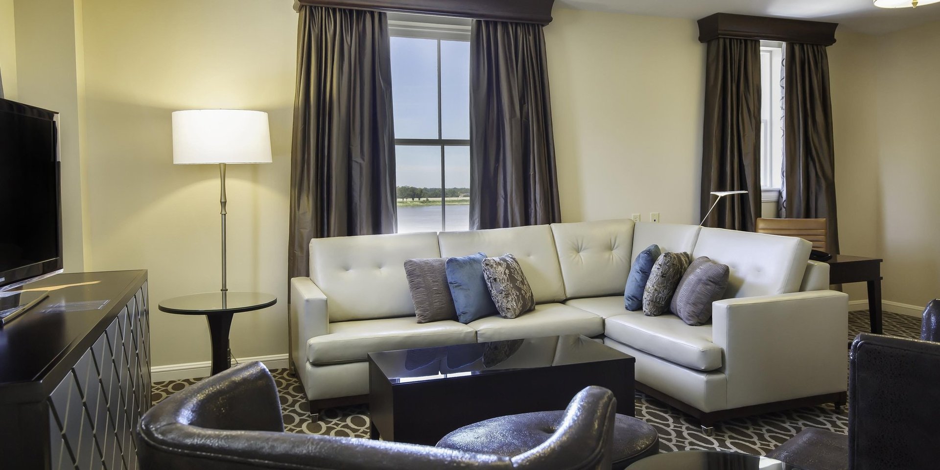 Suite Living Room