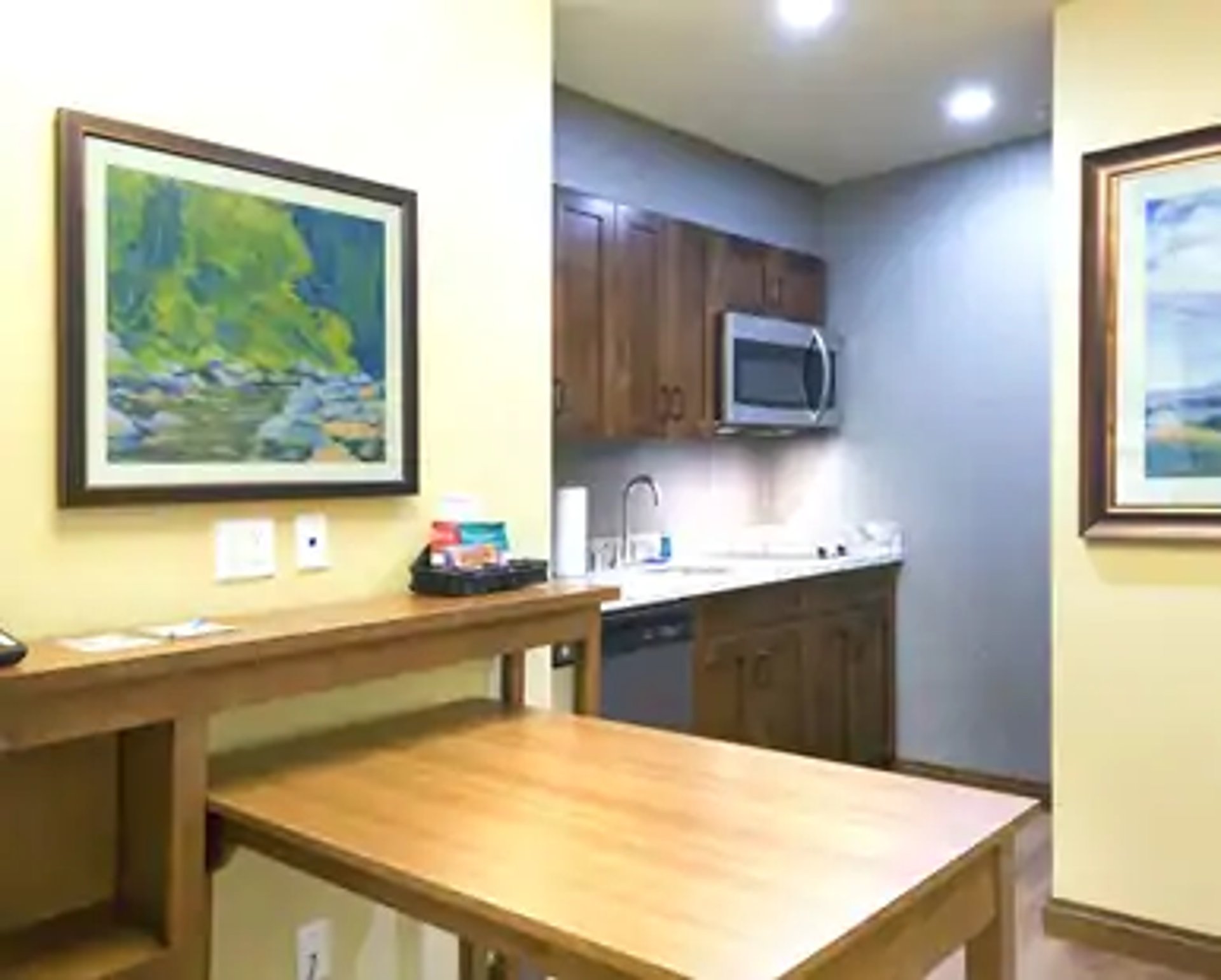 Studio Dining Area.jpg