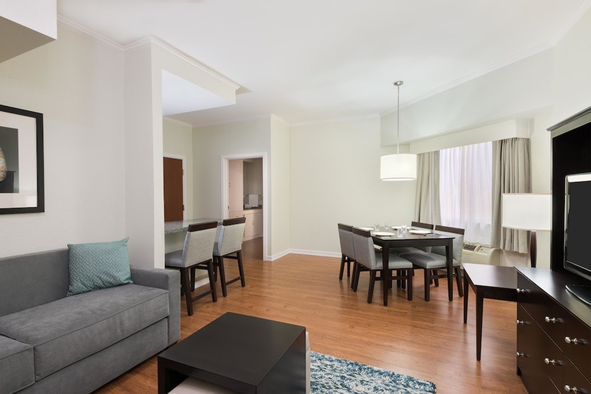 c7f6bf89_z.jpg