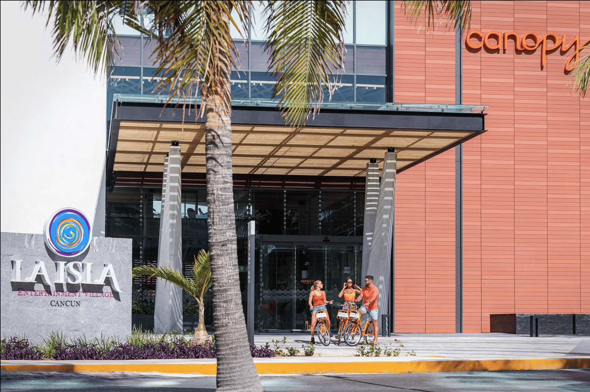 Entertainment Village | Canopy by Hilton Cancun La Isla