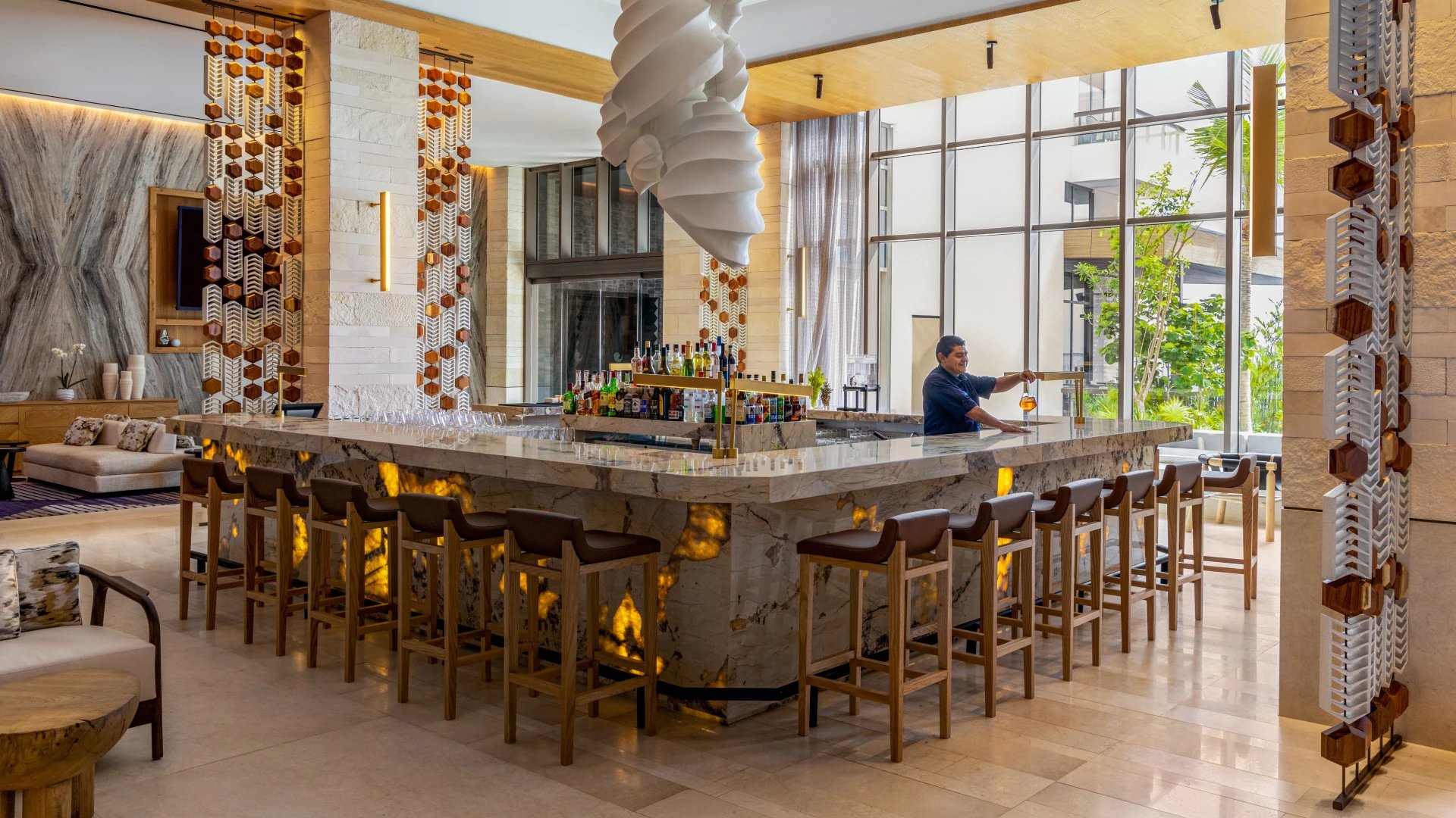 Azulinda_Lobby_Bar_02 | Hilton Cancun, an All-Inclusive Resort