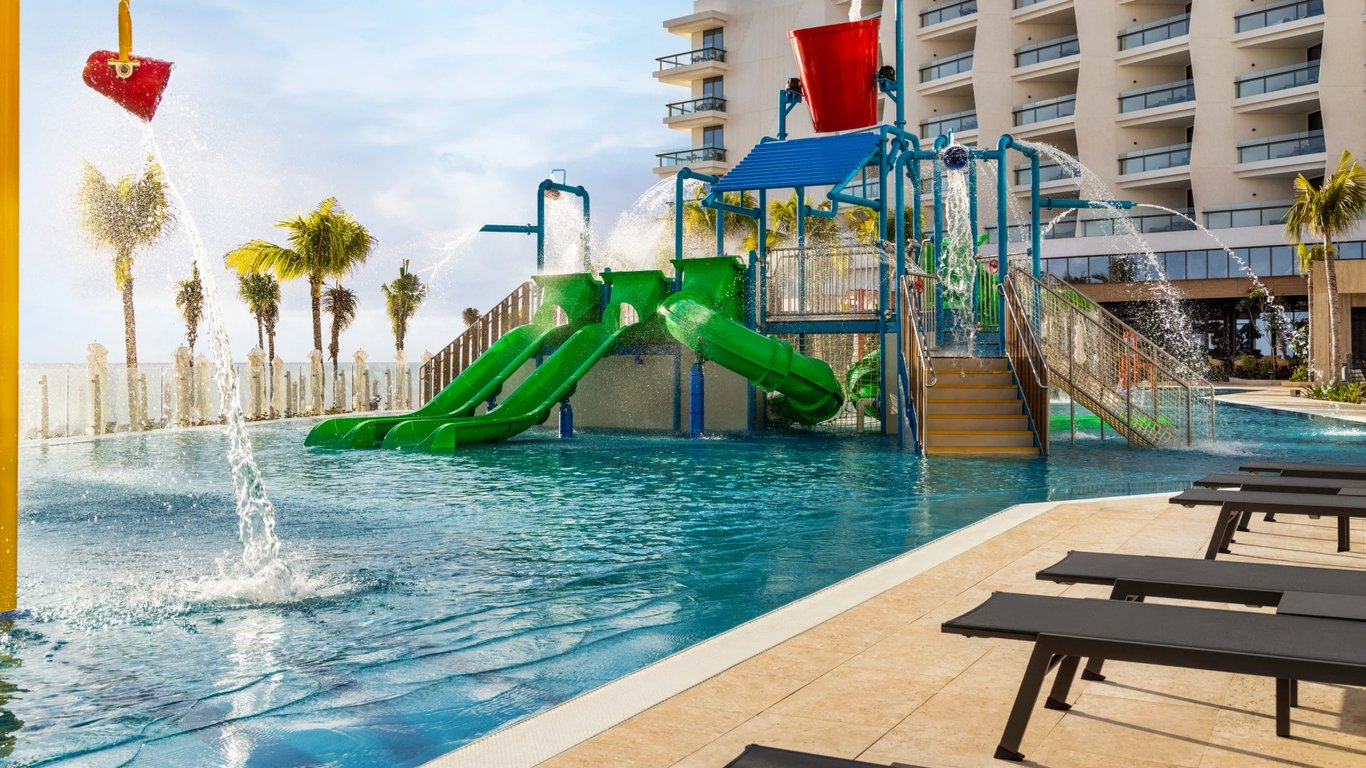 Splash_Pool | Hilton Cancun, an All-Inclusive Resort