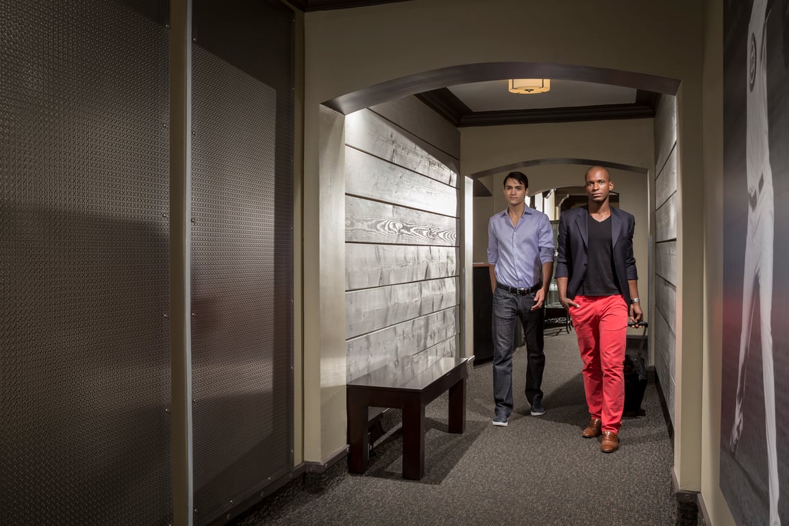 Hallway | City Suites Chicago