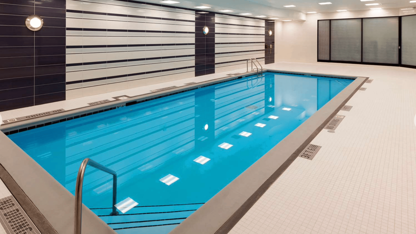 Indoor Pool | Hilton Chicago O'Hare Airport