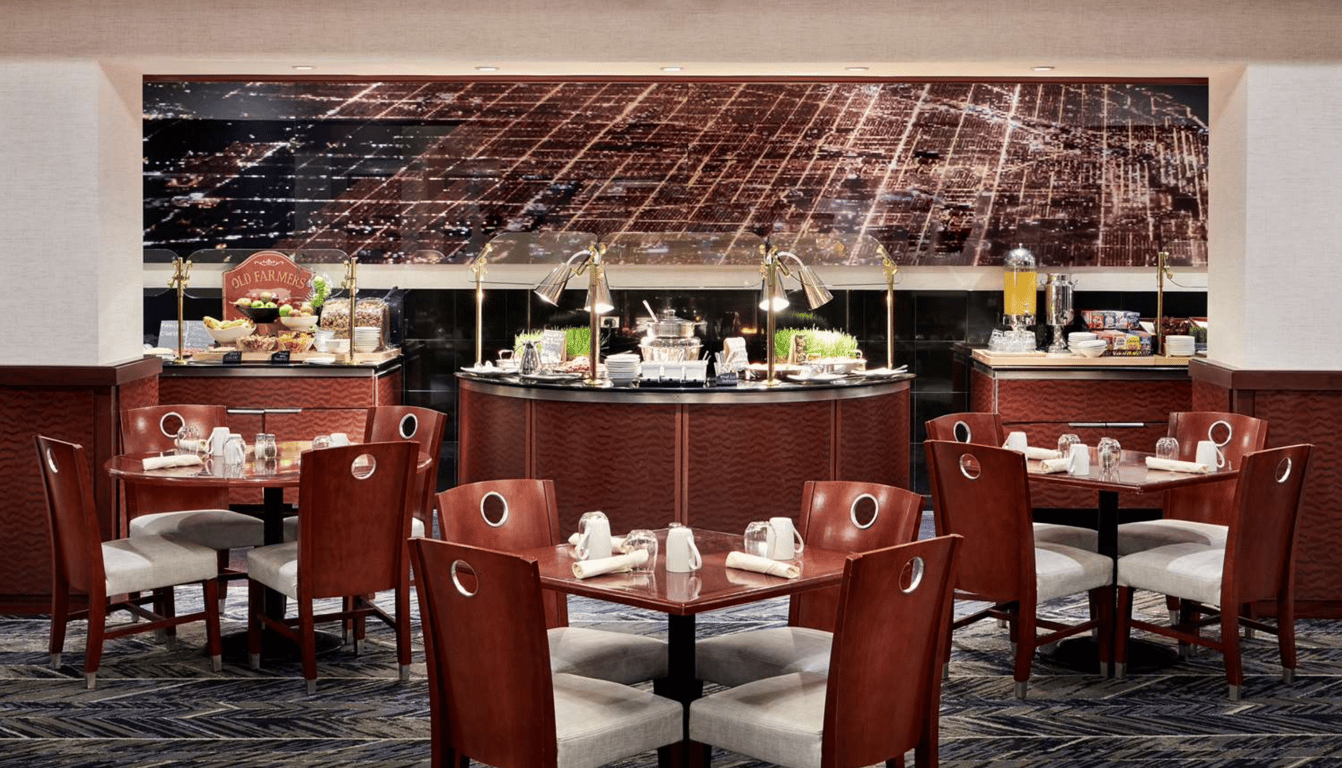 Seating and Buffet | Hilton Chicago O'Hare Airport