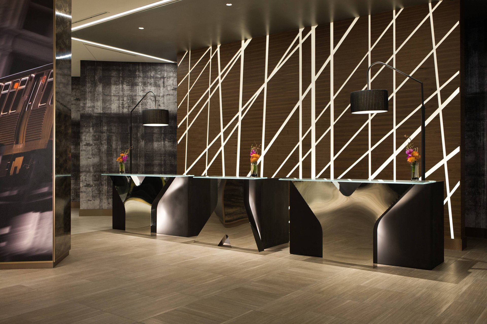 Front Desk | Renaissance Chicago Downtown Hotel